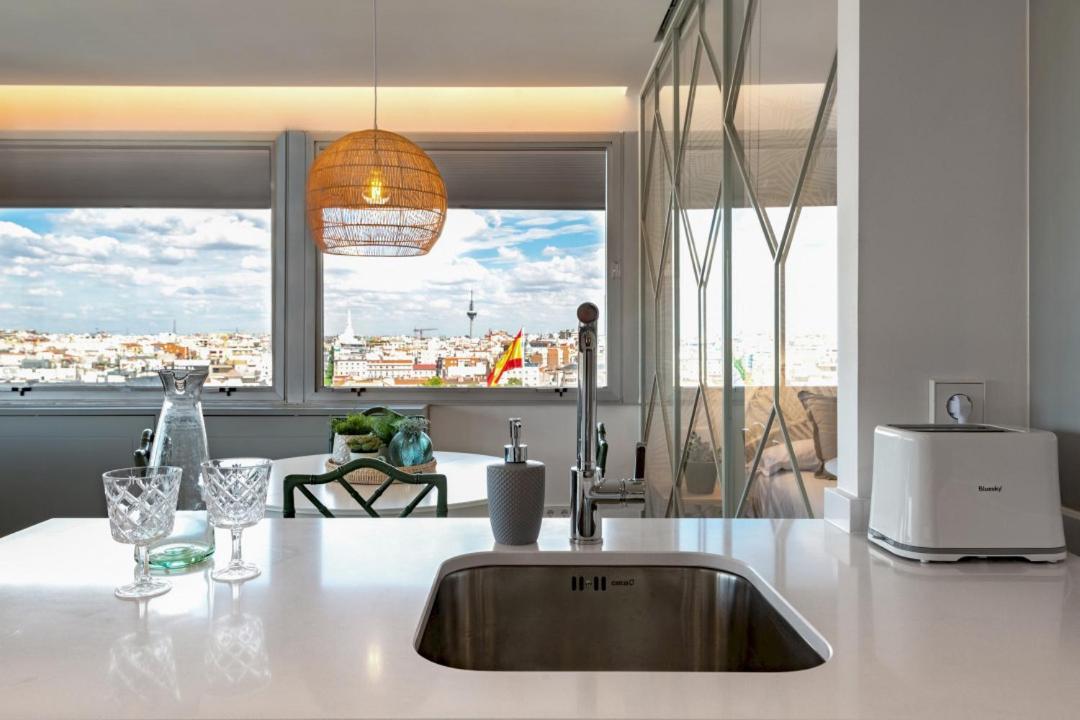 2 Bedrooms 1 Bathroom Furnished - Justicia - Incredible Views - Mintystay Μαδρίτη Εξωτερικό φωτογραφία