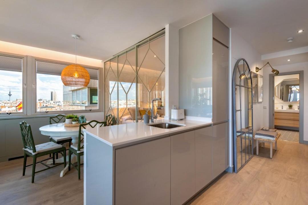 2 Bedrooms 1 Bathroom Furnished - Justicia - Incredible Views - Mintystay Μαδρίτη Εξωτερικό φωτογραφία